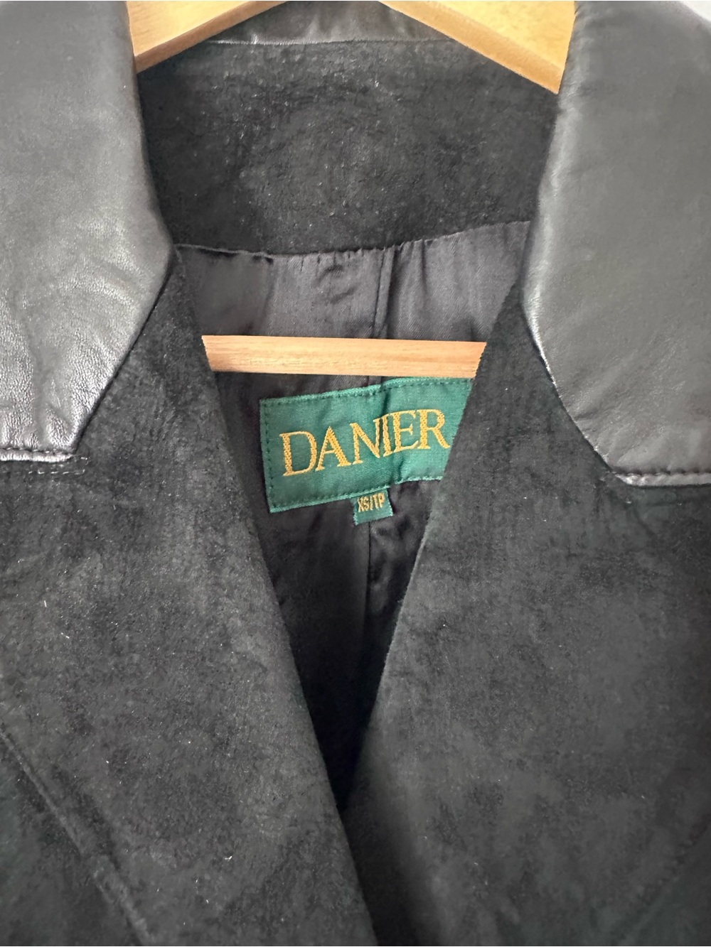 Vintage Danier Leather Jacket Double Breasted Suede 90s Preppy Shoulder Pads - Picture 5 of 15